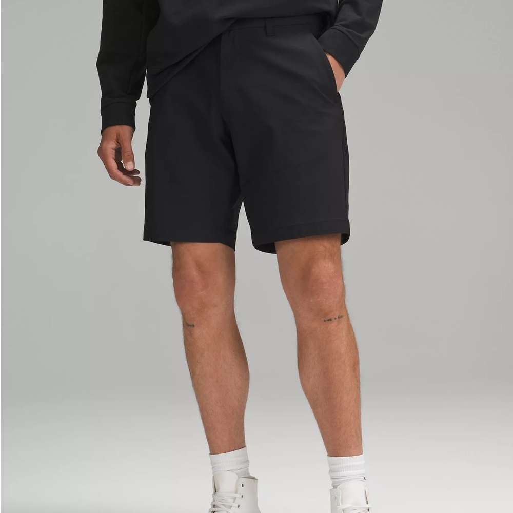 Lululemon Commission Short Classic 9” - Picture 2 of 6